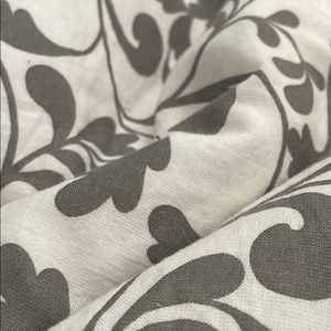 I’m back! Shop my closet this week and next!!